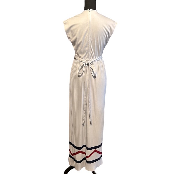 VINTAGE 70’s JONATHAN LOGAN SLEEVELESS PLEATED MAXI DRESS - Picture 2 of 8